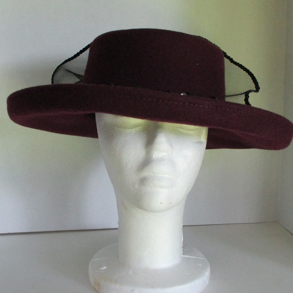 Accessories - VINTAGE 100% Wool Church Derby Accessories - VINTAGE 100% Wool Church Derby